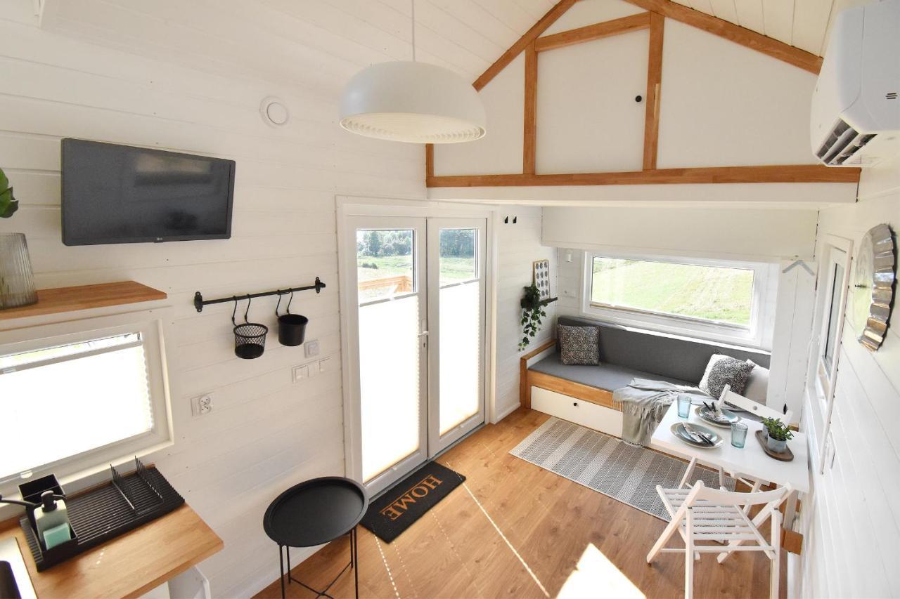 Вилла Dadaj Park - Tiny House Бискупец Экстерьер фото